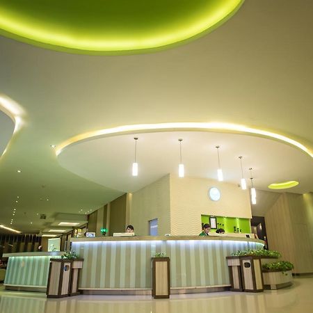 Hotel Wisata Niaga Пурвокерто Экстерьер фото